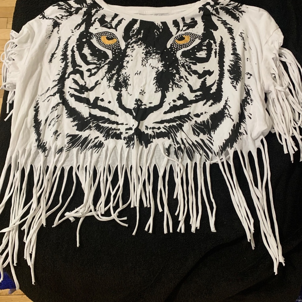 Tank top with rocker threading